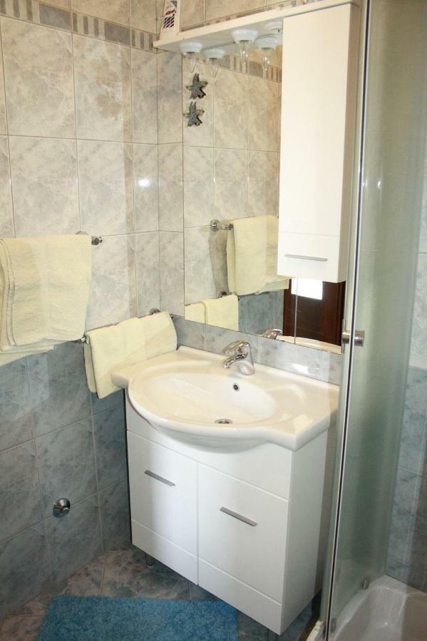 Guesthouse Matusan'S Place Banjol Ngoại thất bức ảnh