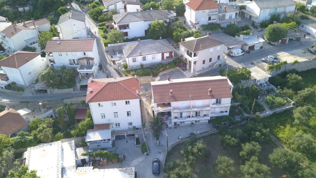 Guesthouse Matusan'S Place Banjol Ngoại thất bức ảnh